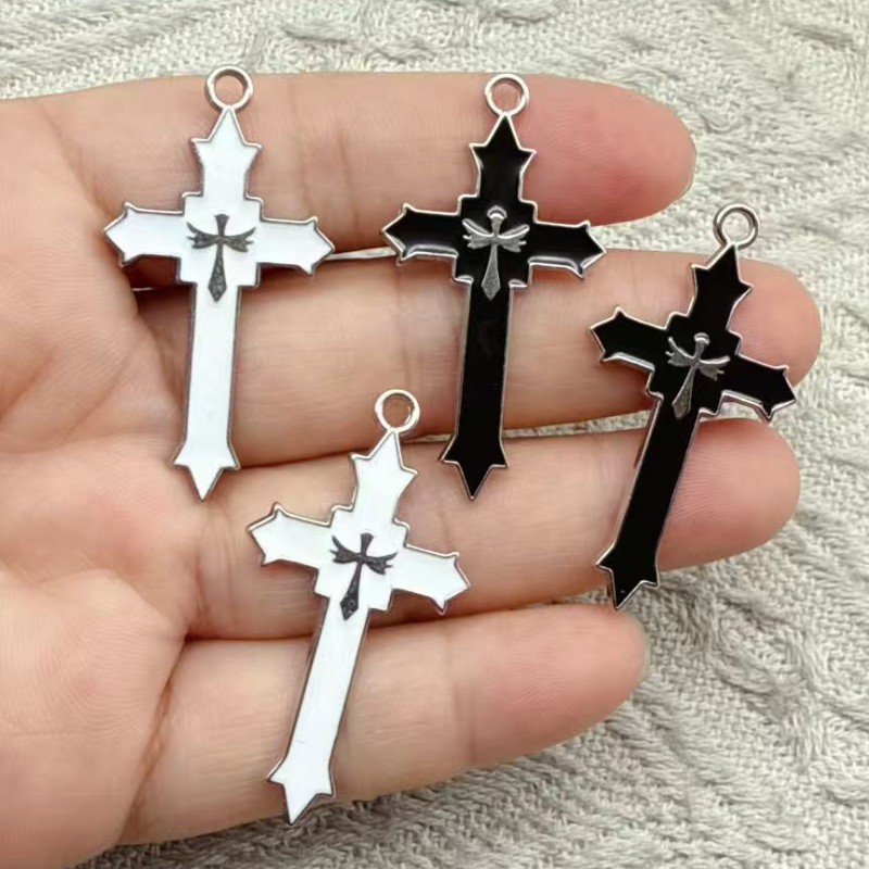 Model Kit Hobby - 10 pendentifs croix en métal émaillé