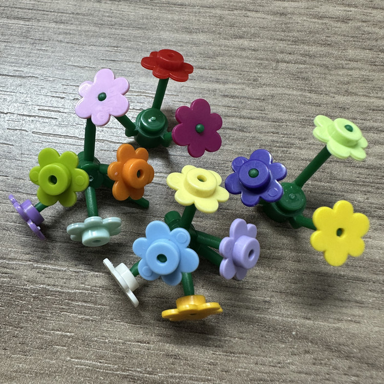 Petites fleurs 3742, blocs de  - Model Kit Brand avis et prix