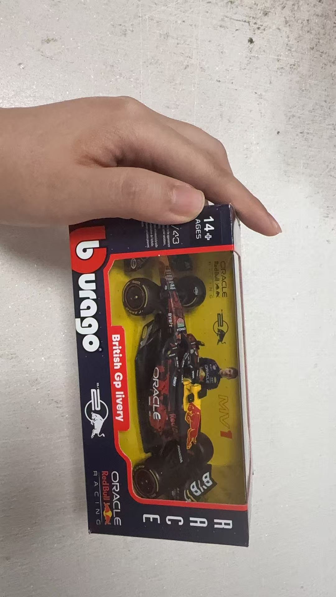 Modèle de voiture miniature en - Model Kit Italeri avis et prix