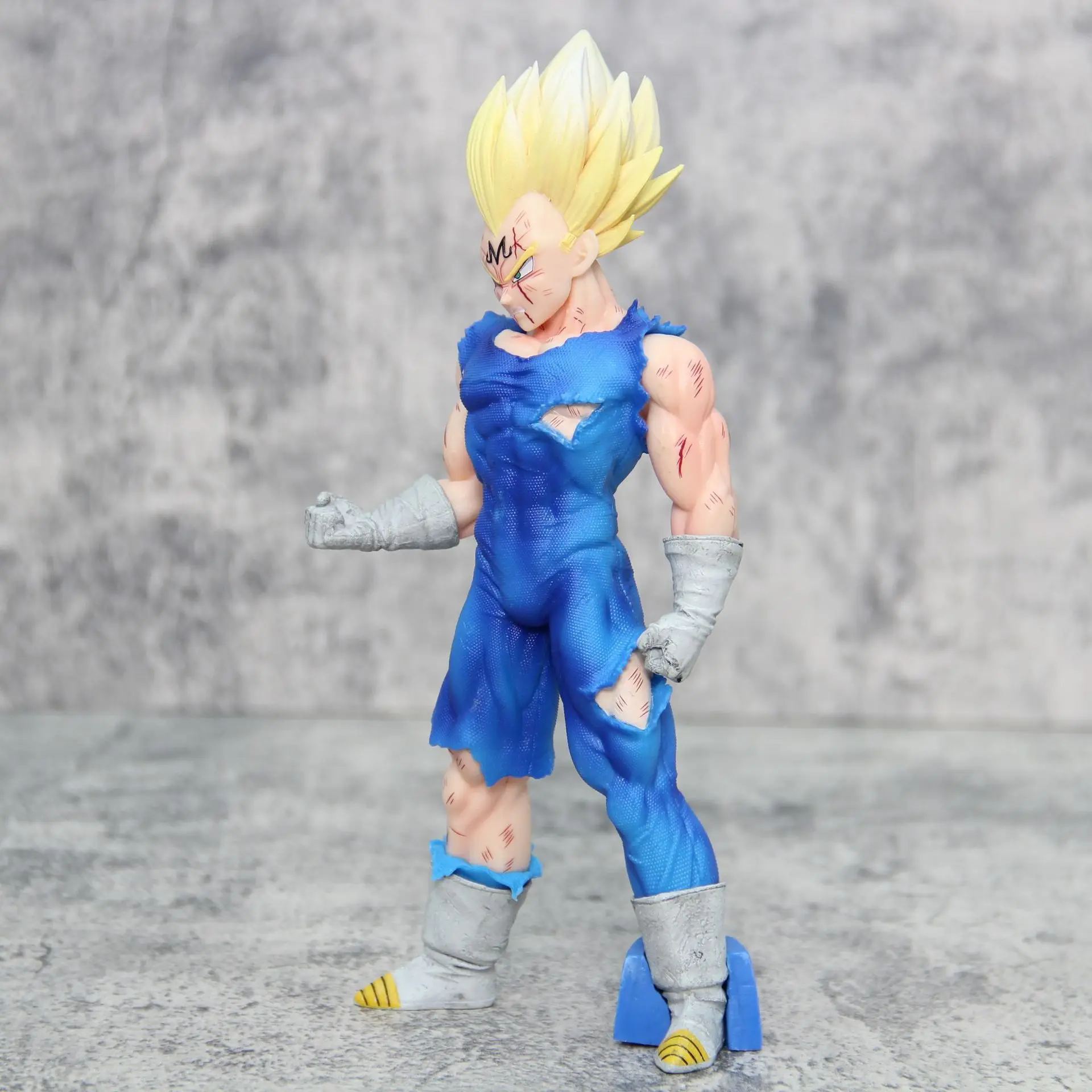 Figurine d'action Dragon Ball  - Model Kit Vegeta avis et prix