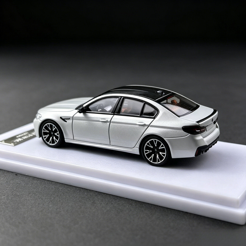 Modèle de voiture miniature BM - Model Kit Bmw avis et prix