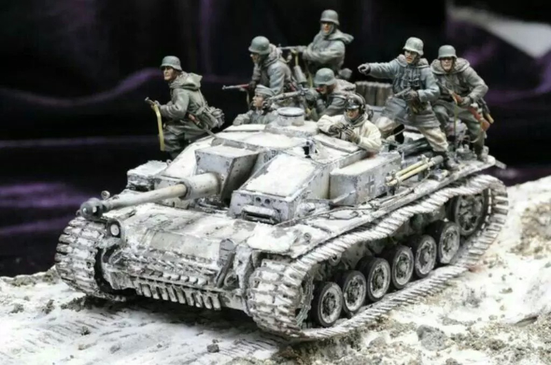 Kit de figurines en résine mou - Model Kit Reshiram avis et prix