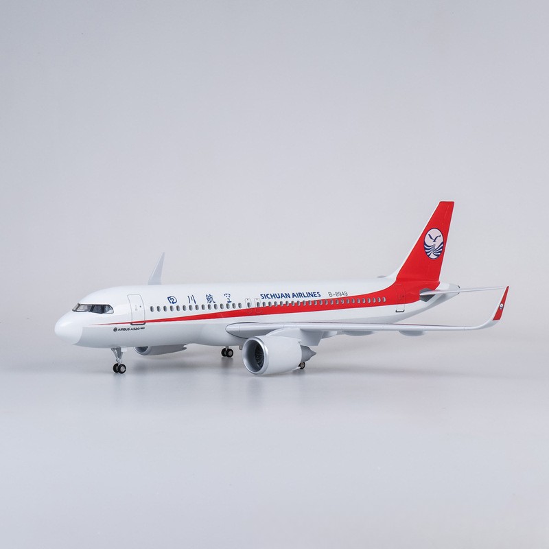 Modèle d'avion en résine moulé - Model Kit Ixchel avis et prix